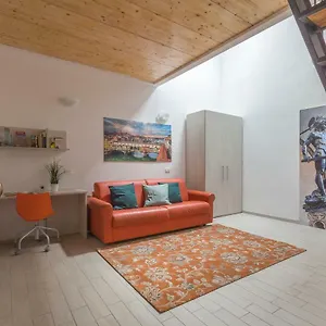 Emma & Olga -in The Centre- Apartment
