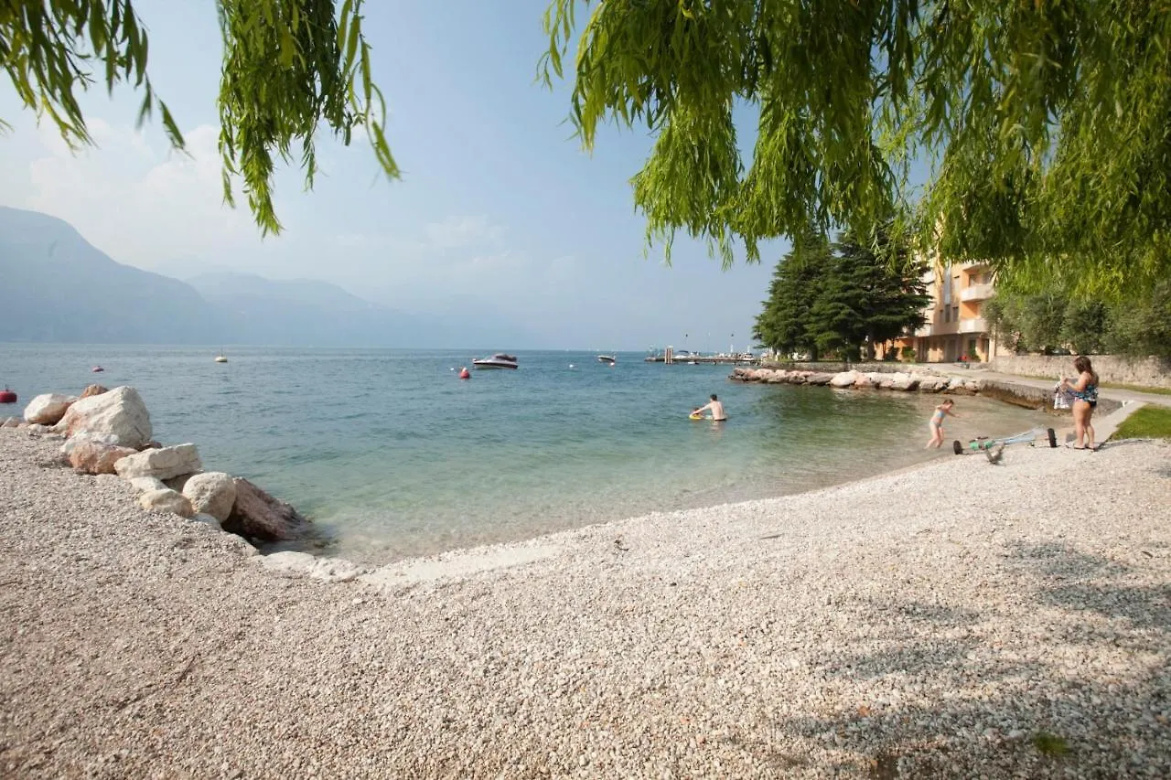 Hotel Residence Rely Brenzone sul Garda 3*,